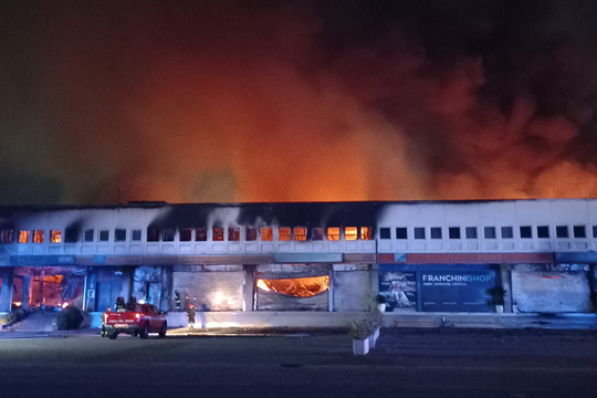 In corso monitoraggio inquinanti atmosferici a seguito di incendio del 28 maggio all'Interporto di Nola
