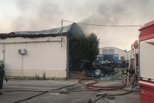 Incendio di Monteforte Irpino (Av) del 25 luglio, diossine inferiori a valore di riferimento